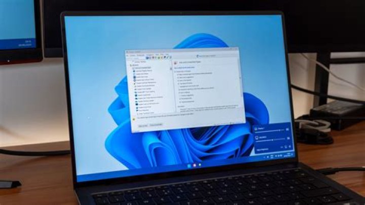 Will surface duo run windows apps?